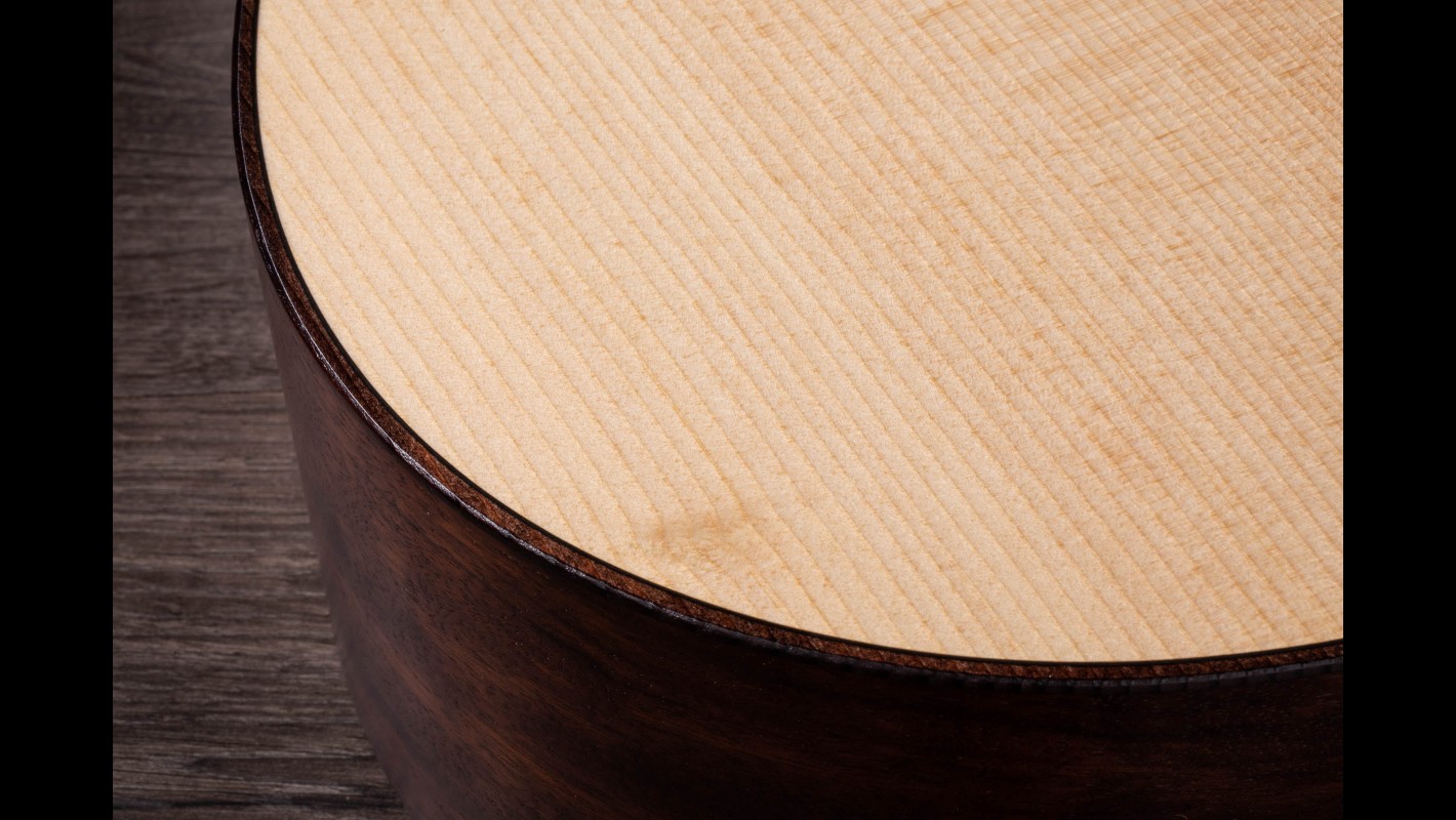 AD17e Ovangkol Acoustic-Electric Guitar | Taylor Guitars